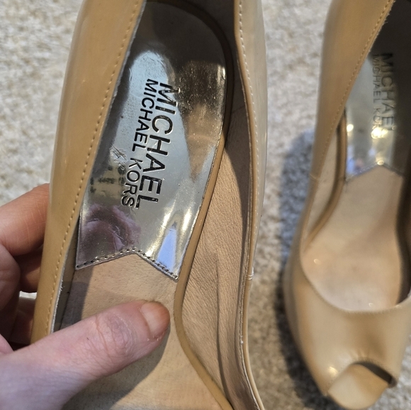 Michael Kors Women's Tan Peep-Toe Heels - Picture 4 of 14